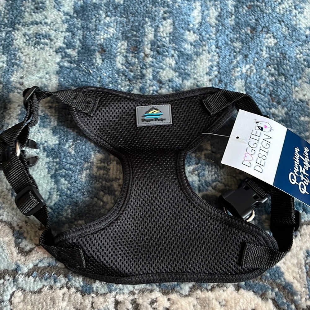 No-pull <20pound dog harness